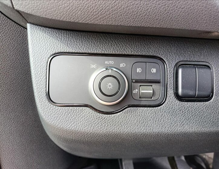 Mercedes-Benz Sprinter Ostatní 3,0 l 140 kw