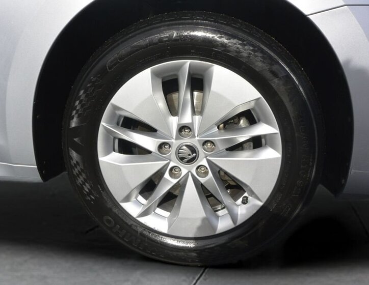 Škoda Octavia Kombi 2,0 l 85 kw