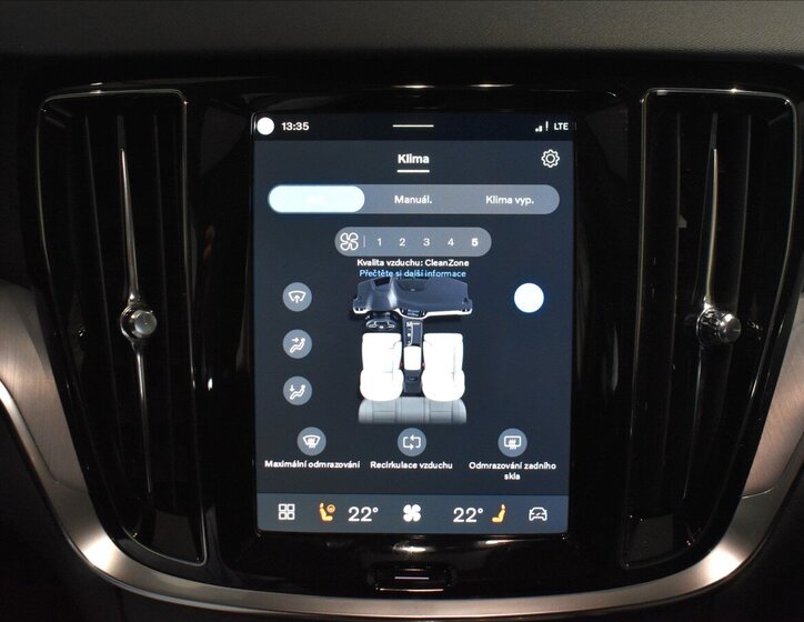 Volvo V60 Kombi 2,0 l 145 kw