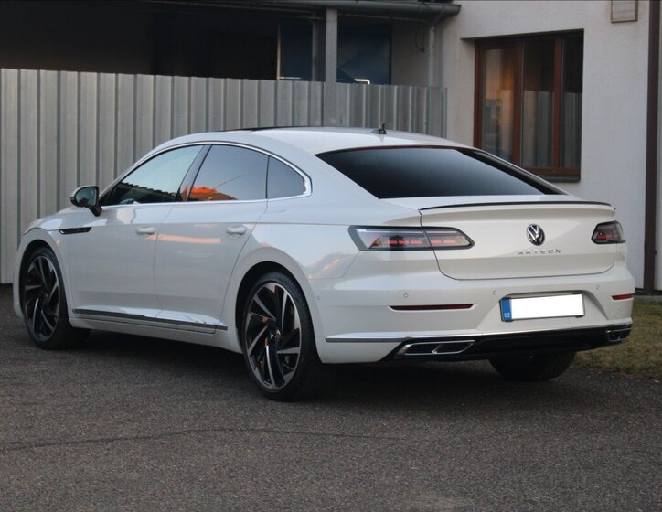 Volkswagen Arteon Liftback 2,0 l 147 kw