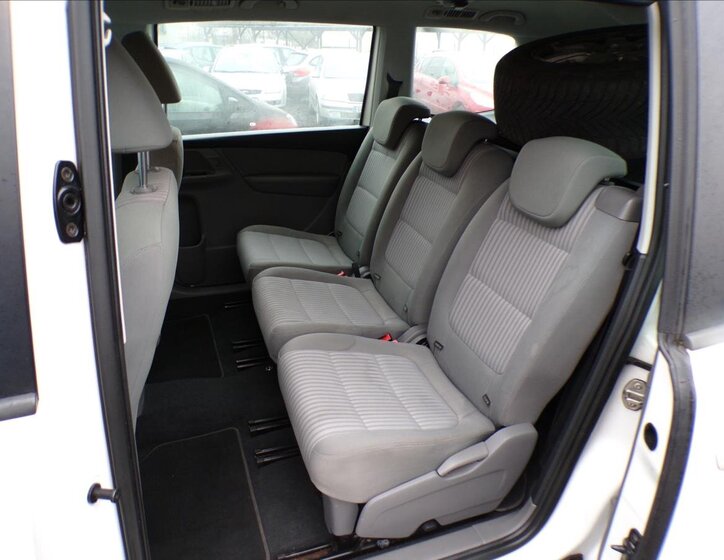 Seat Alhambra Kombi 2,0 l 125 kw