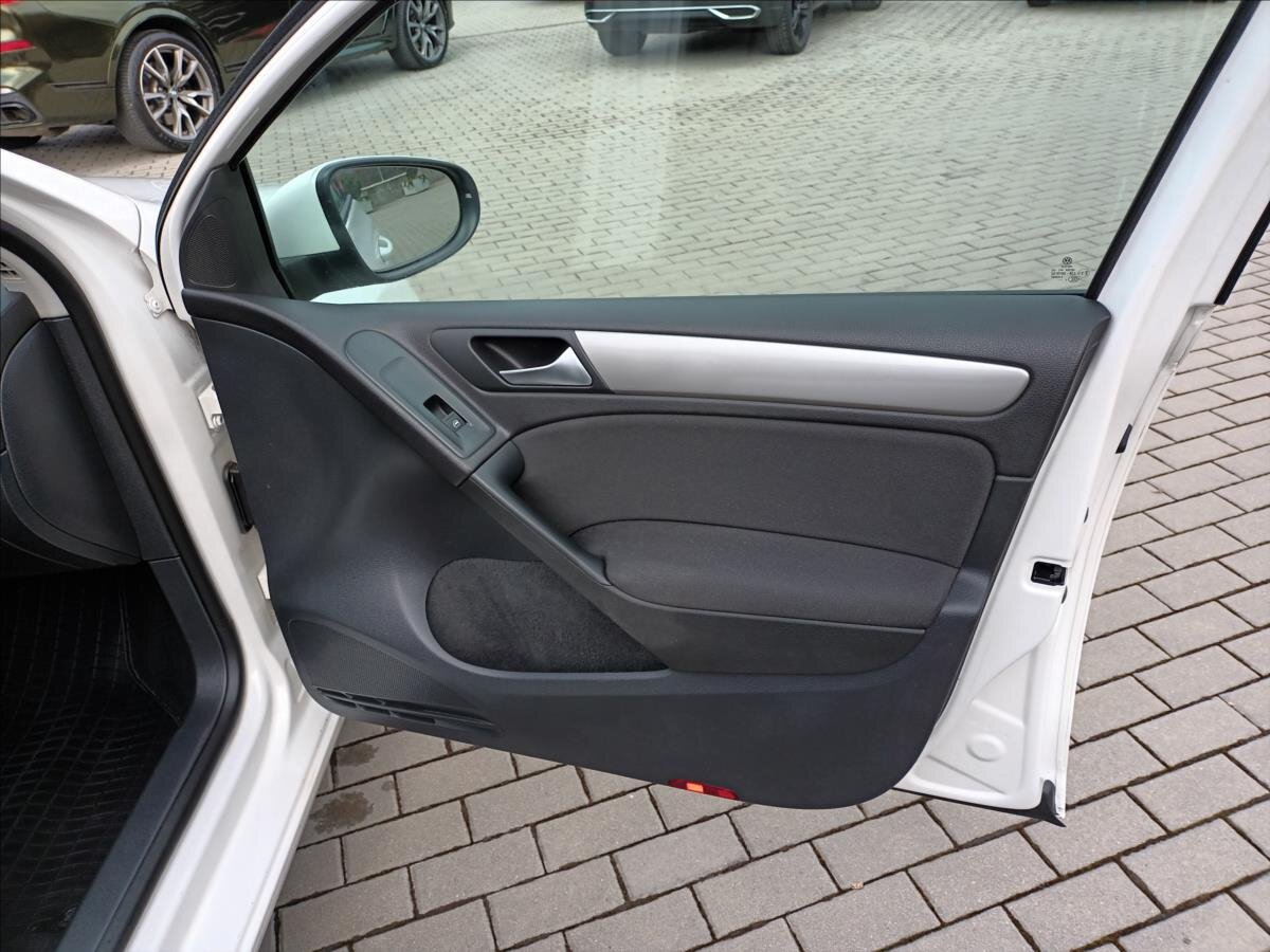 Volkswagen Golf Hatchback 1,4 l 59 kw