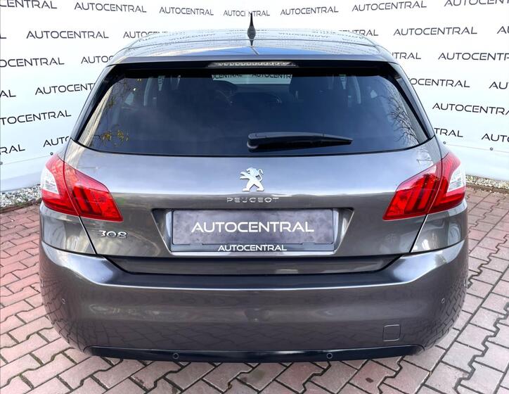 Peugeot 308 6