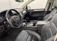 Volkswagen Touareg 5