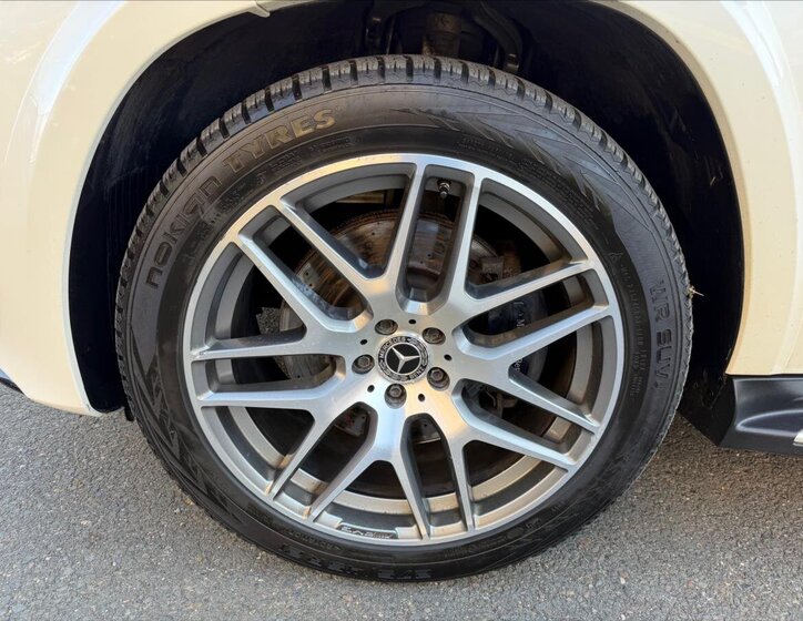 Mercedes-Benz GLS SUV / Terénní 3,0 l 190 kw