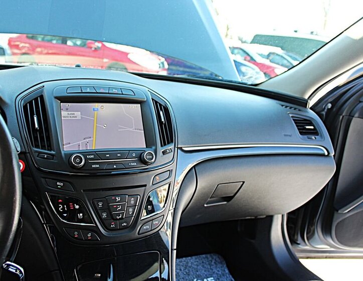 Opel Insignia Kombi 2,0 l 120 kw