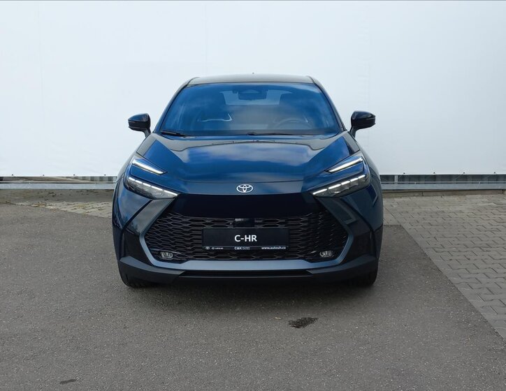 Toyota C-HR SUV 2,0 l 112 kw