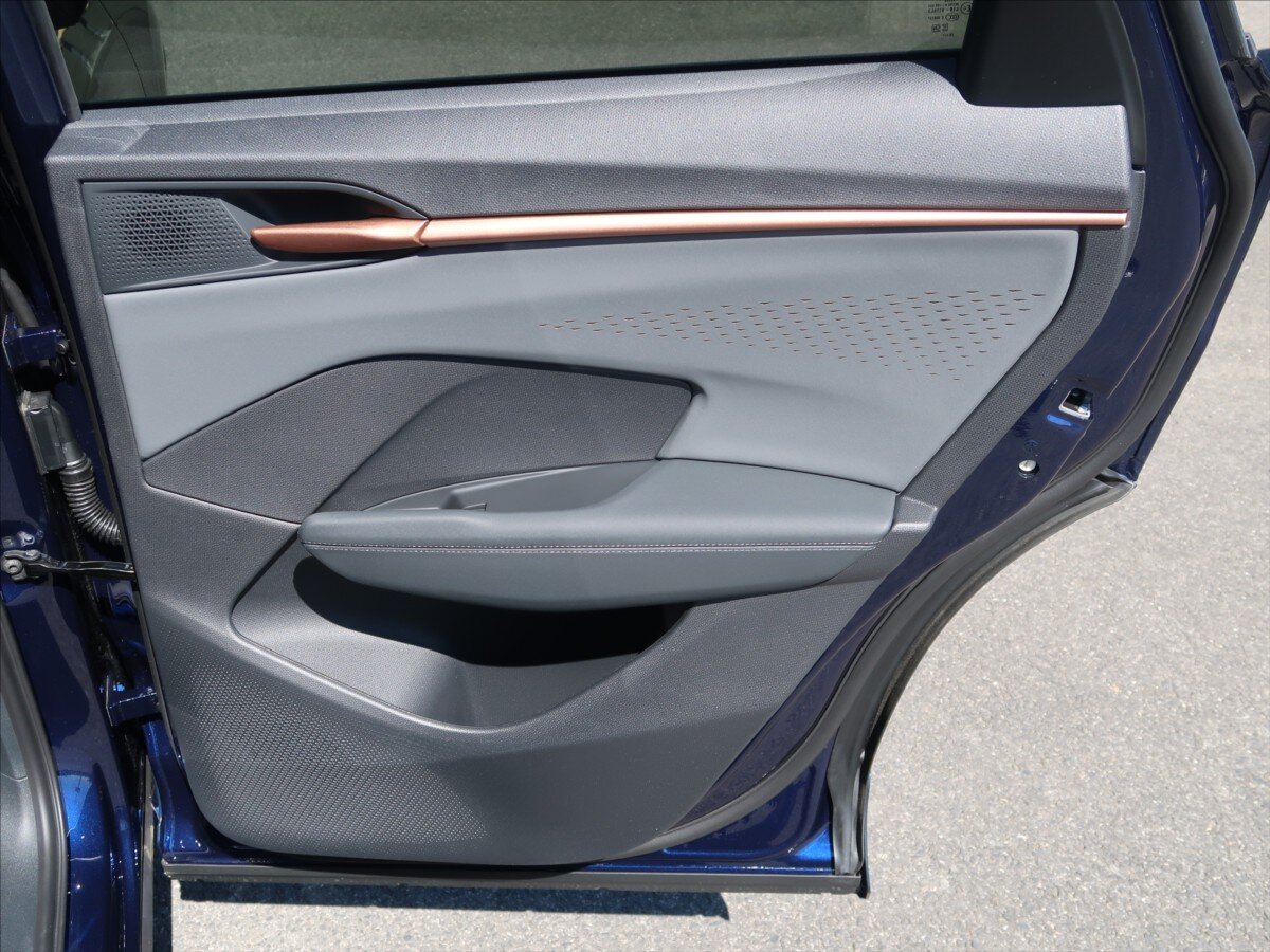 Cupra Terramar SUV / Terénní 2,0 l 195 kw