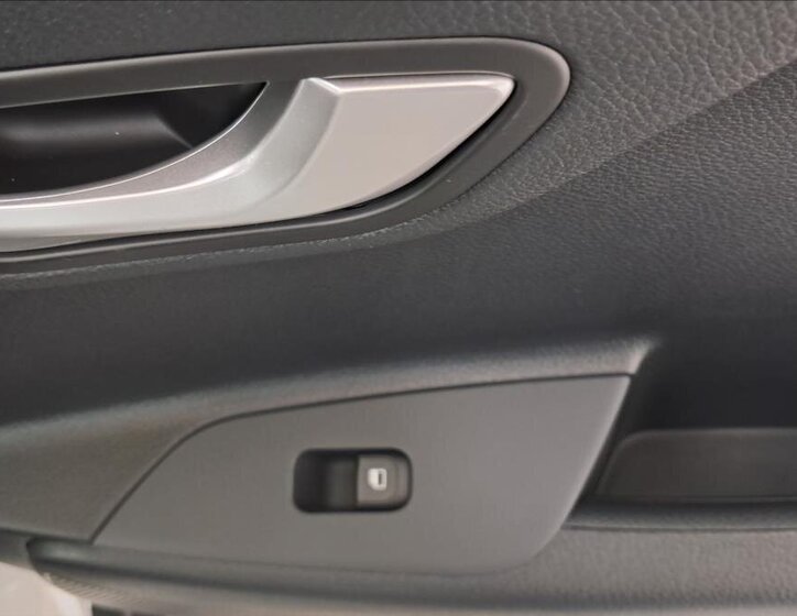 KIA Stonic Kombi 1,2 l 57 kw