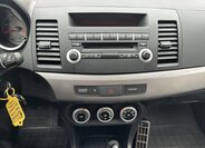 Mitsubishi Lancer Sedan 1,8 l 105 kw