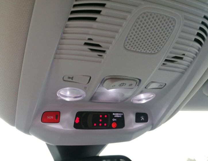 Peugeot 5008 SUV / Terénní 1,5 l 96 kw