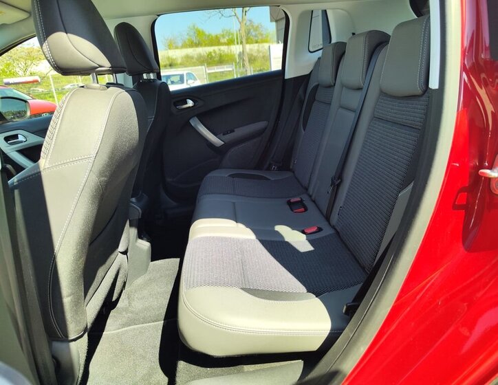 Peugeot 2008 SUV / Terénní 1,2 l 81 kw