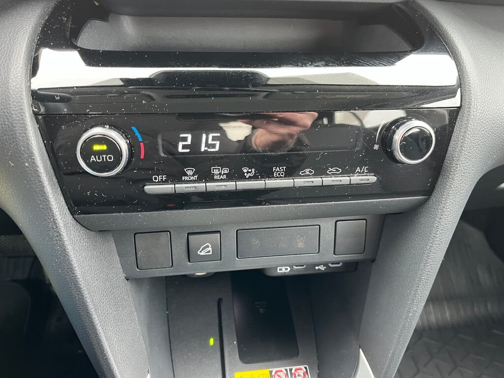 Toyota Yaris Cross SUV 1,5 l 68 kw