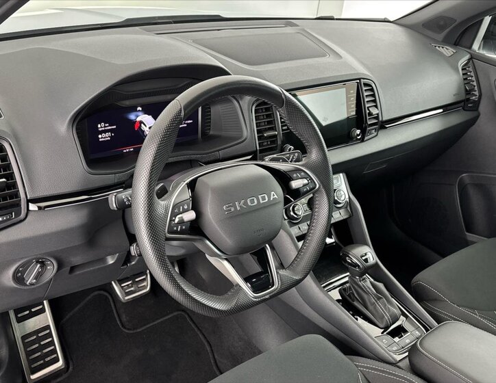 Škoda Karoq SUV / Terénní 1,5 l 110 kw