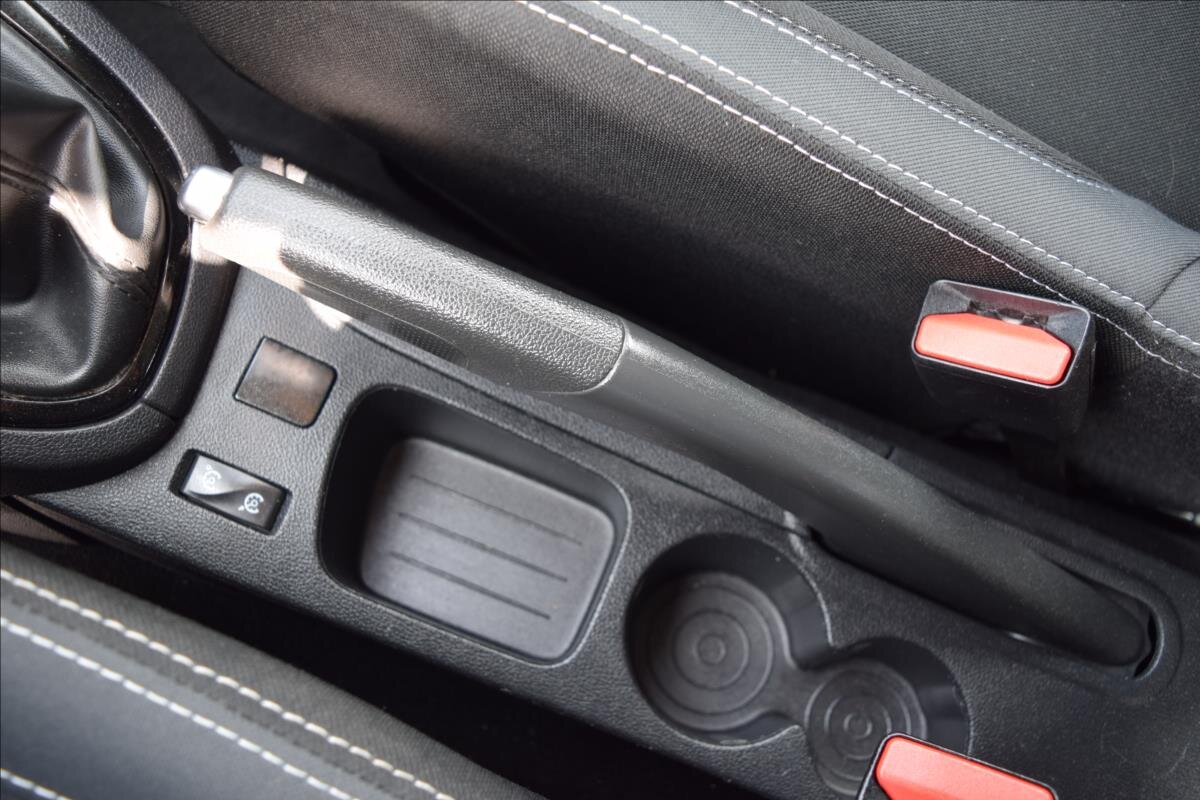 Renault Clio Hatchback 1,1 l 54 kw