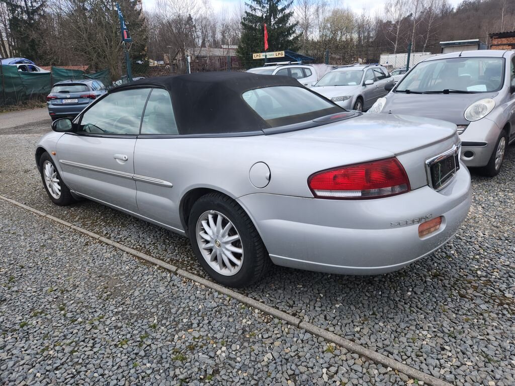 Chrysler Sebring Kabriolet 2,7 l 149 kw