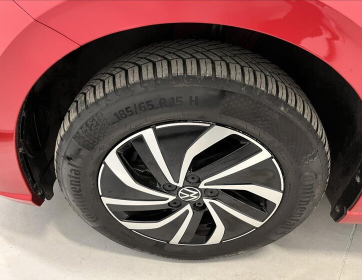 Volkswagen Polo Hatchback 999,0 85 kw