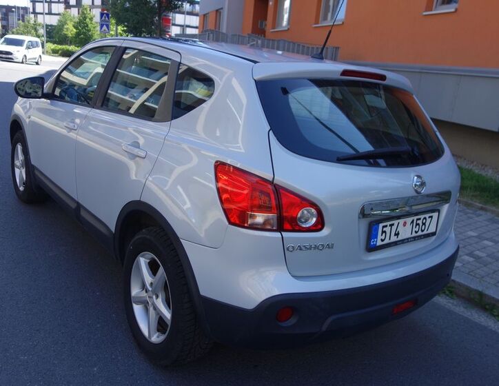 Nissan Qashqai 10