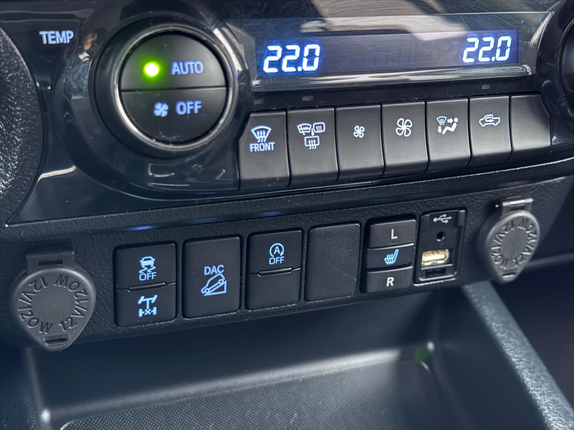 Toyota Hilux Pick-up 2,4 l 110 kw