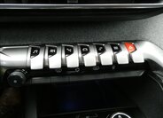 Peugeot 3008 SUV 1,6 l 121 kw