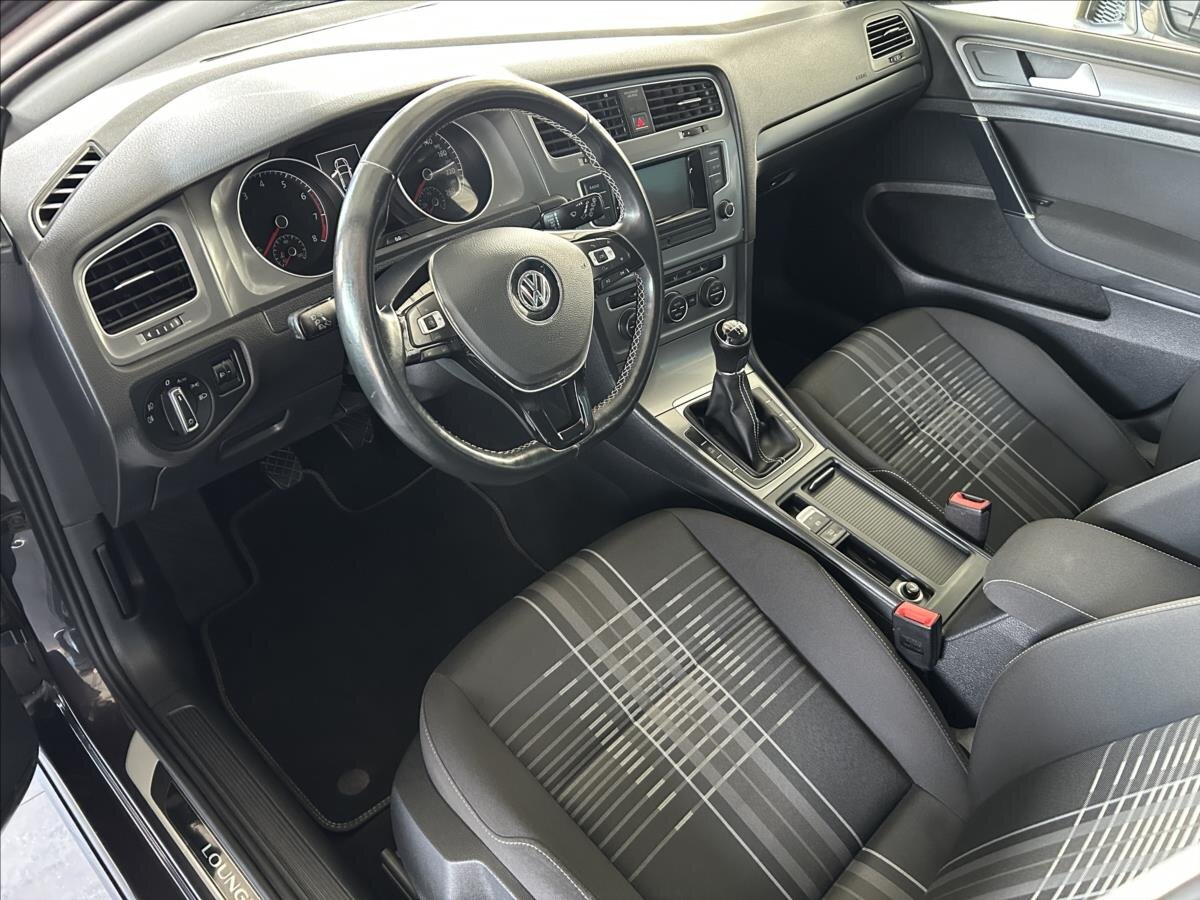 Volkswagen Golf Hatchback 1,2 l 81 kw