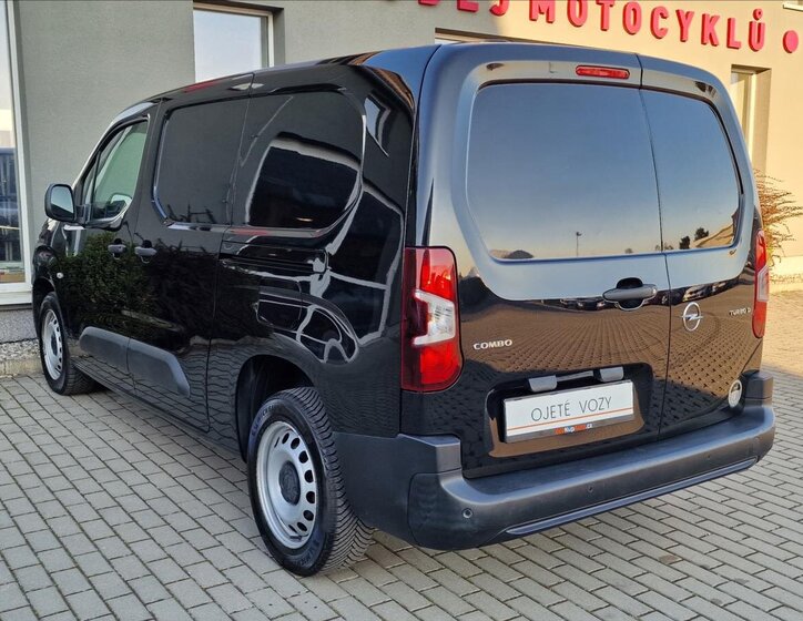 Opel Combo Skříň 1,5 l 75 kw