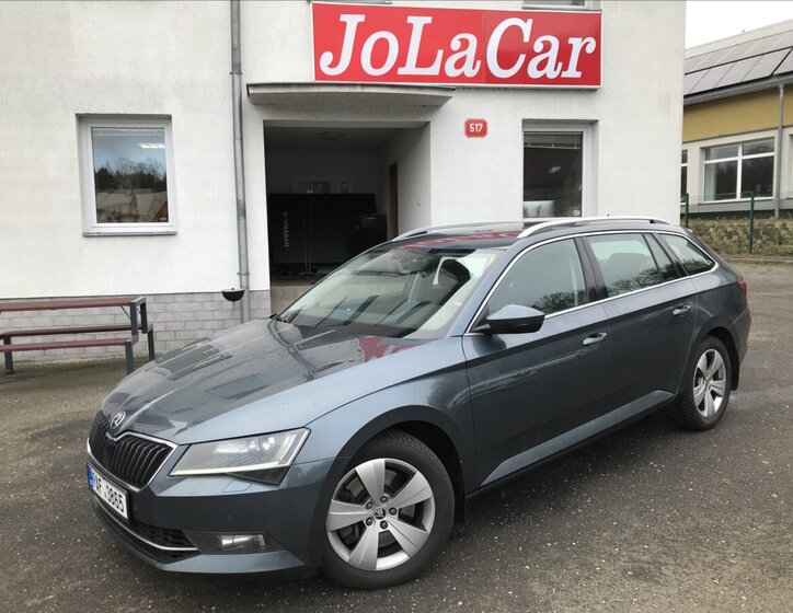 Škoda Superb 1