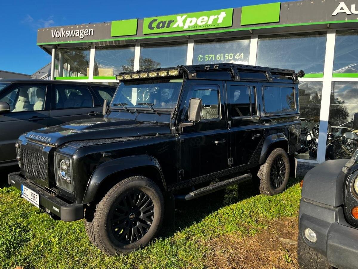 Land Rover Defender SUV / Terénní 2,2 l 90 kw