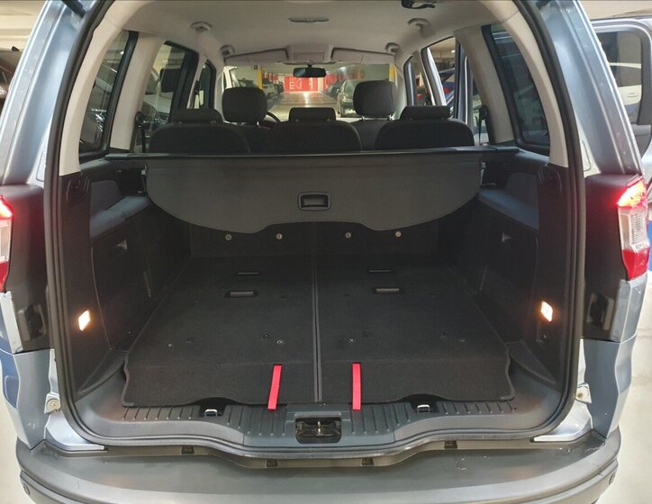 Ford Galaxy MPV 2,0 l 107 kw