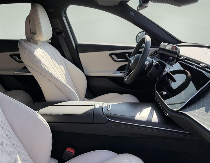 Mercedes-Benz Třídy E Sedan / Limuzína 2,0 l 145 kw