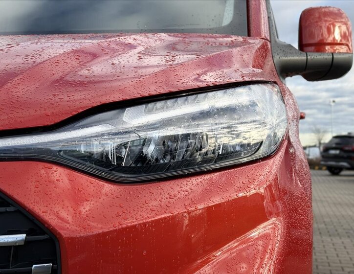 Ford Transit Custom 10