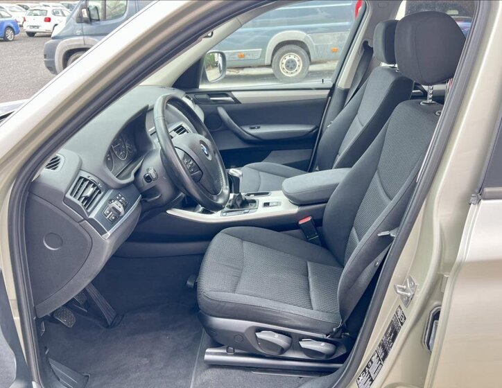 BMW X3 SUV / Terénní 2,0 l 135 kw