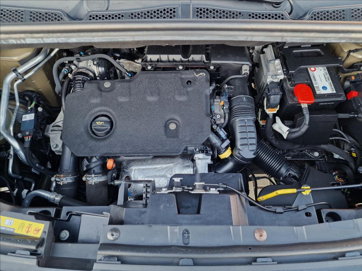 Opel Combo Skříň 1,5 l 75 kw