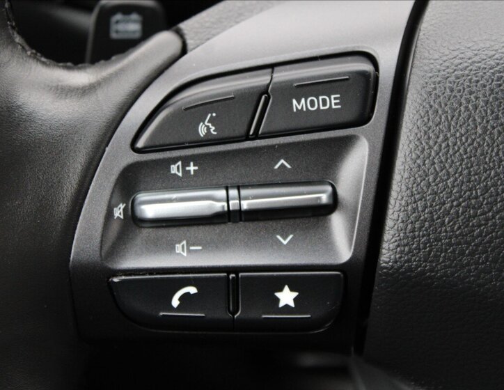 Hyundai Kona SUV / Terénní 0,0 150 kw