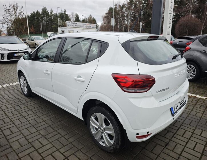 Dacia Sandero 4
