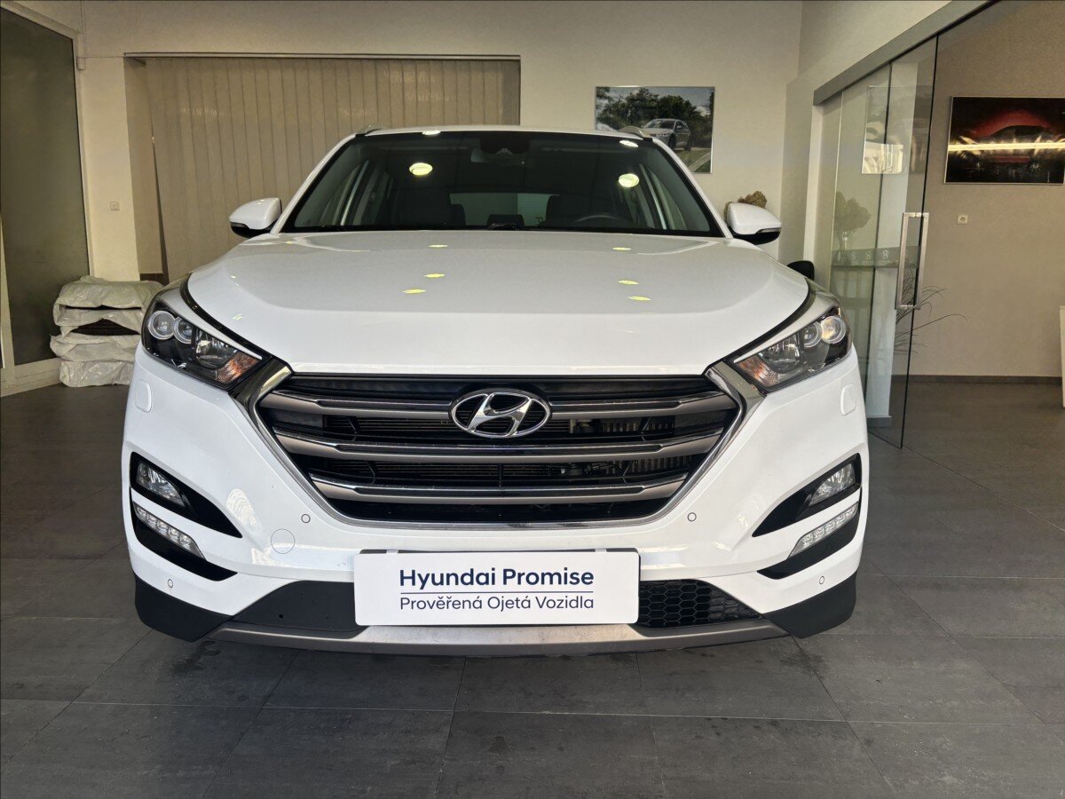 Hyundai Tucson SUV 2,0 l 100 kw