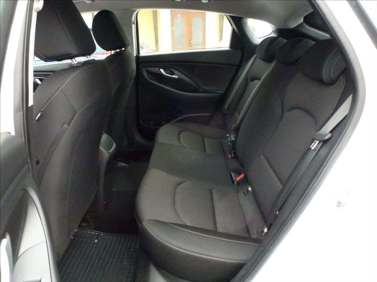 Hyundai i30 Hatchback 998,0 88 kw