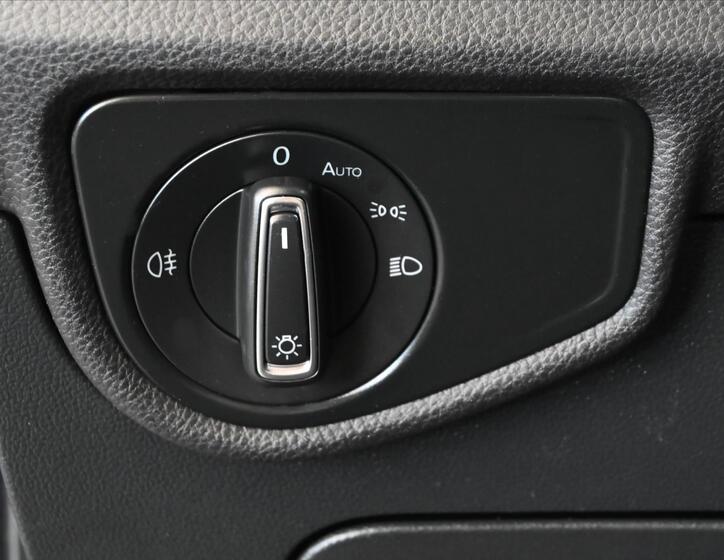 Volkswagen Touran 27