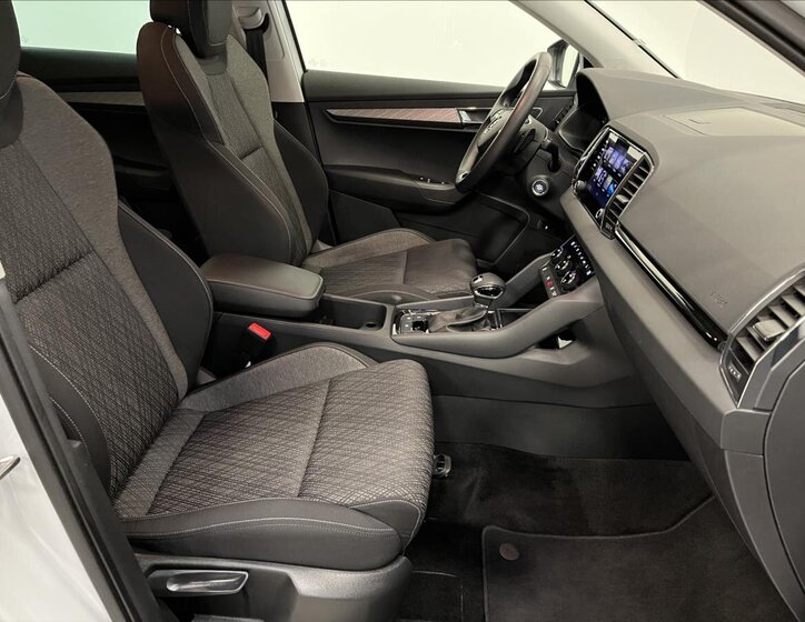 Škoda Karoq SUV / Terénní 1,5 l 110 kw