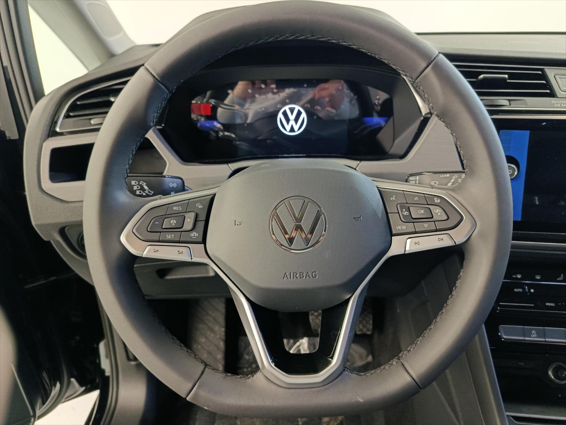 Volkswagen Touran MPV 1,5 l 110 kw