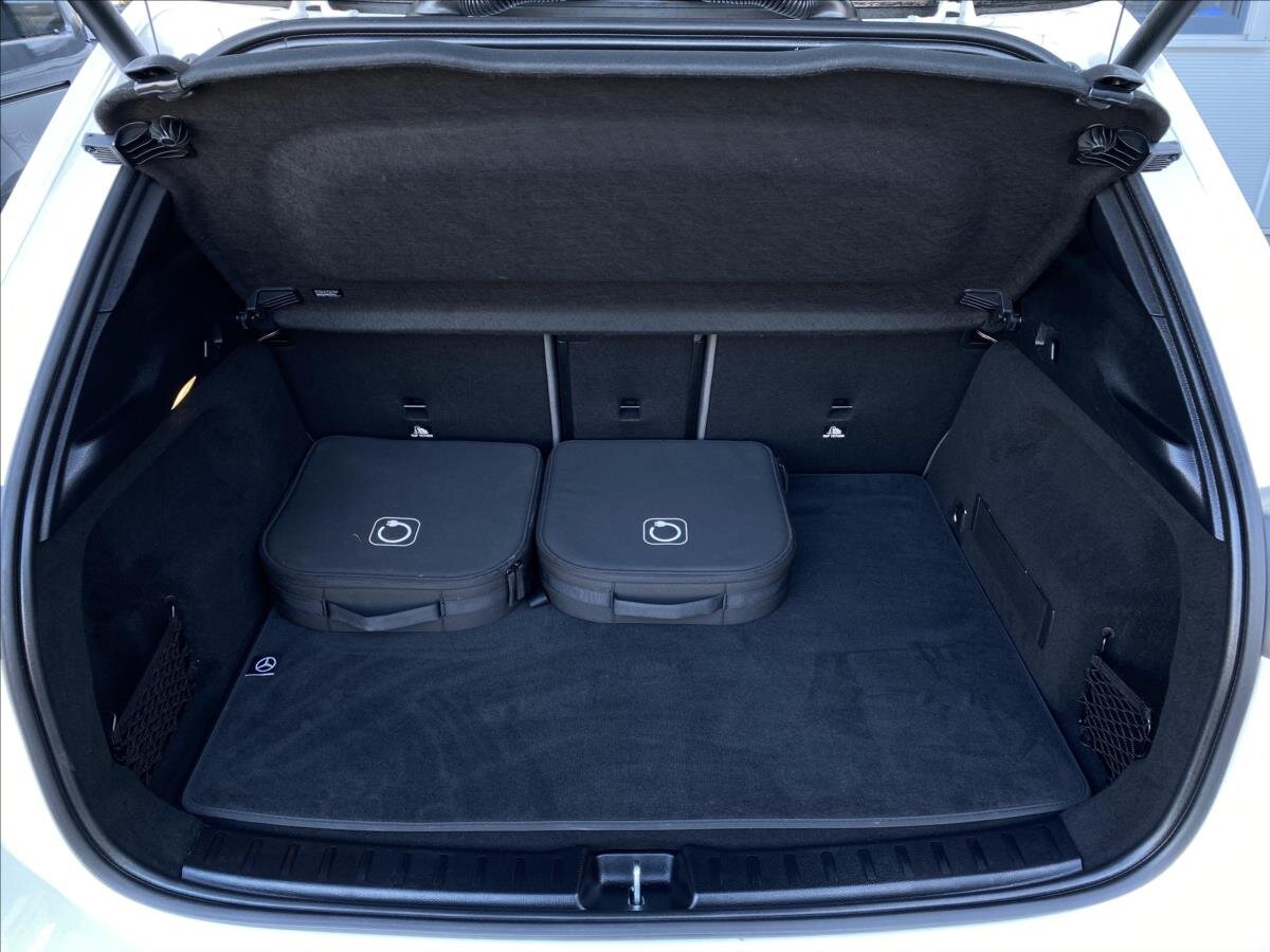 Mercedes-Benz EQA SUV / Terénní 0,0 140 kw