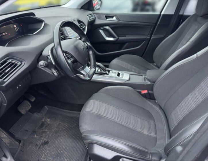 Peugeot 308 Kombi 1,5 l 96 kw