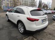 Infiniti FX30 4