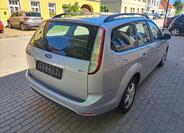 Ford Focus 10