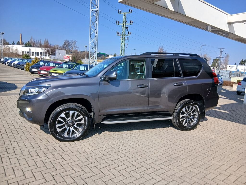 Toyota Land Cruiser SUV / Terénní 2,8 l 150 kw