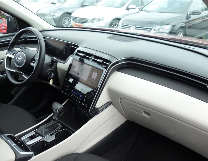 Hyundai Tucson SUV 1,6 l 110 kw
