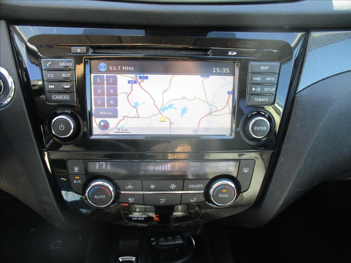 Nissan X-Trail SUV / Terénní 1,6 l 96 kw