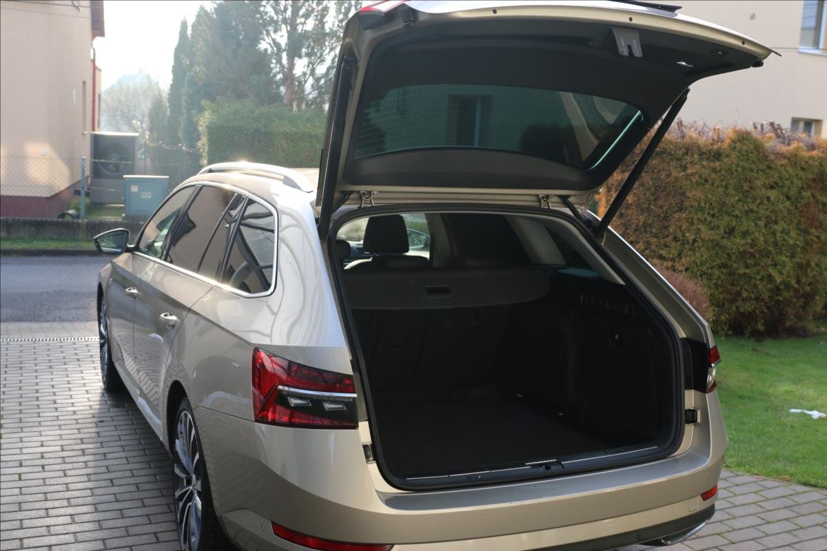 Škoda Superb Kombi 2,0 l 147 kw