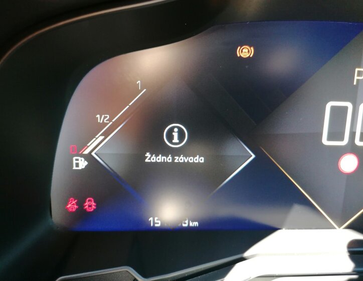 DS Automobiles DS7 Crossback 25