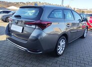 Toyota Auris 5